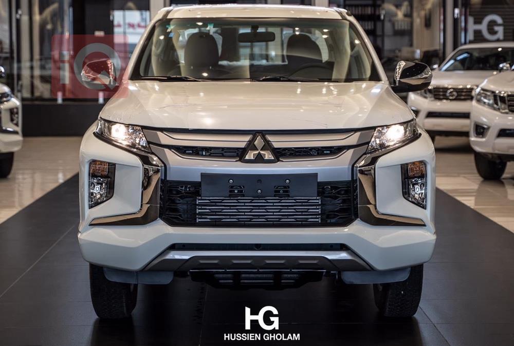 میتسوبیشی L200